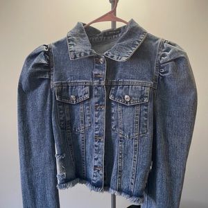 Puffed sleeved Denim Jacket